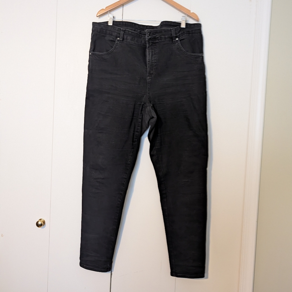 Universal Standard Siene Black Jeans
